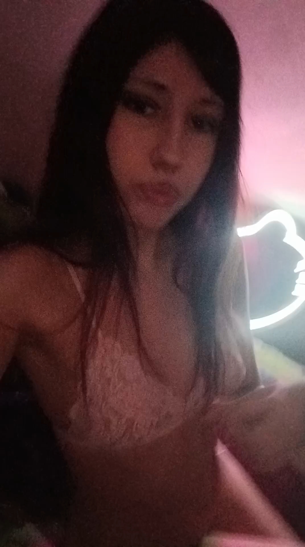 Katy — video chat with girls on CooMeetYou