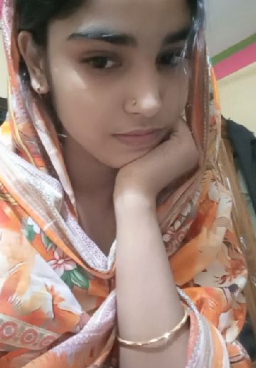 Arohi — random video chat with girls on CooMeetYou